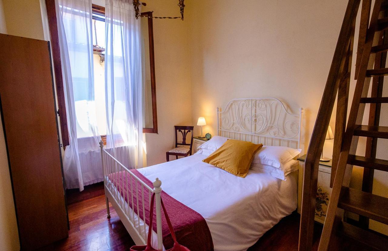 Acacia Firenze -Tulipano Apartment Bagian luar foto